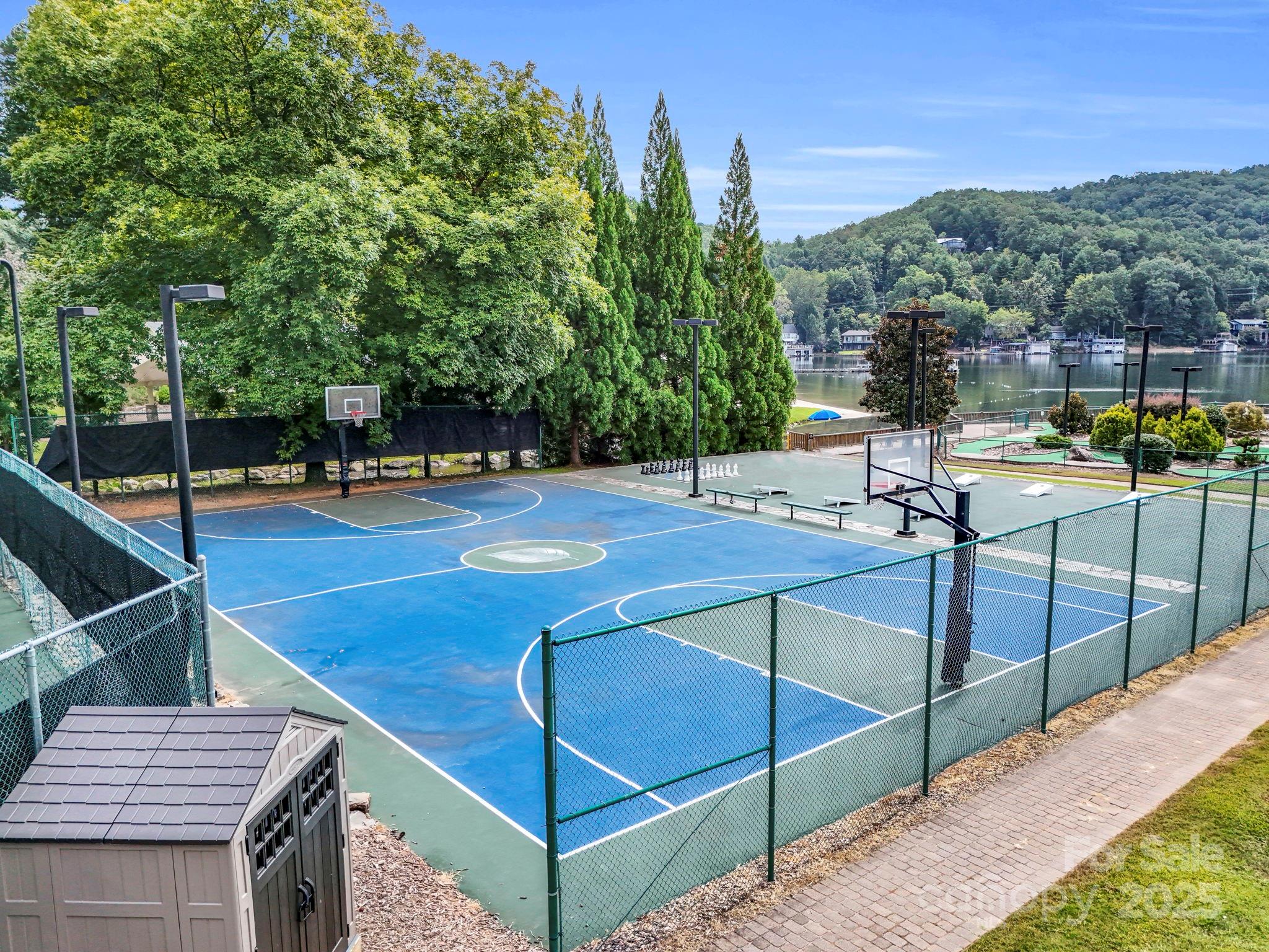 176 High Road Court Property Photo 19