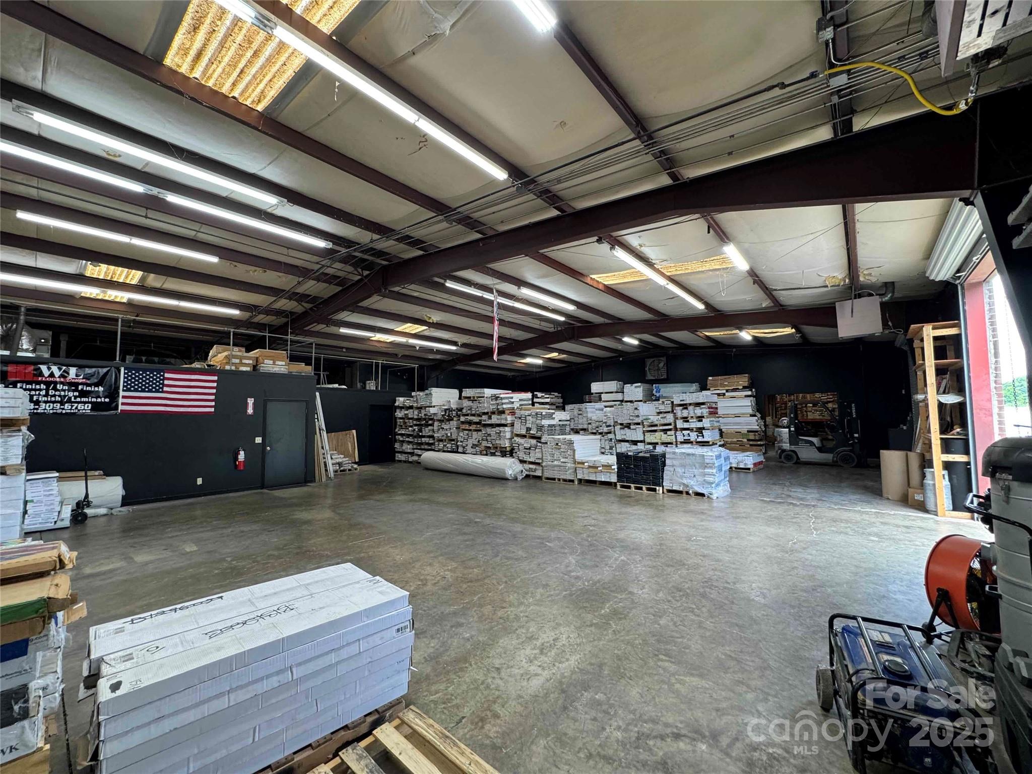 105 Corporate Boulevard Property Photo 6