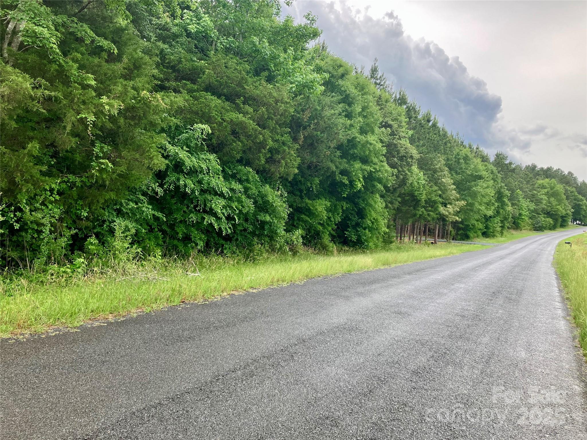 5504 Army Road Property Photo 1