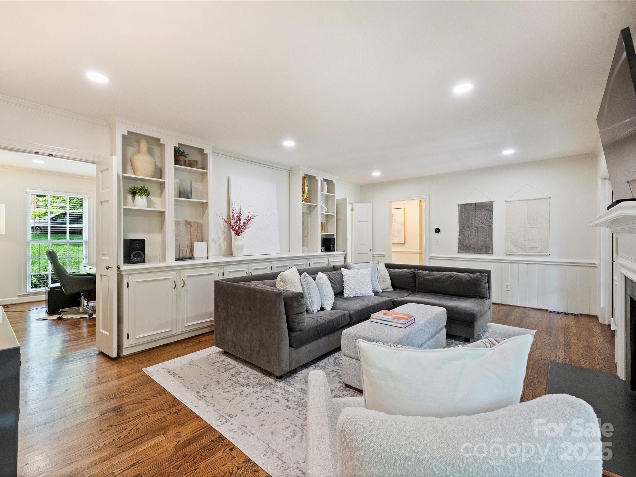 2919 Wickersham Road Property Photo 11