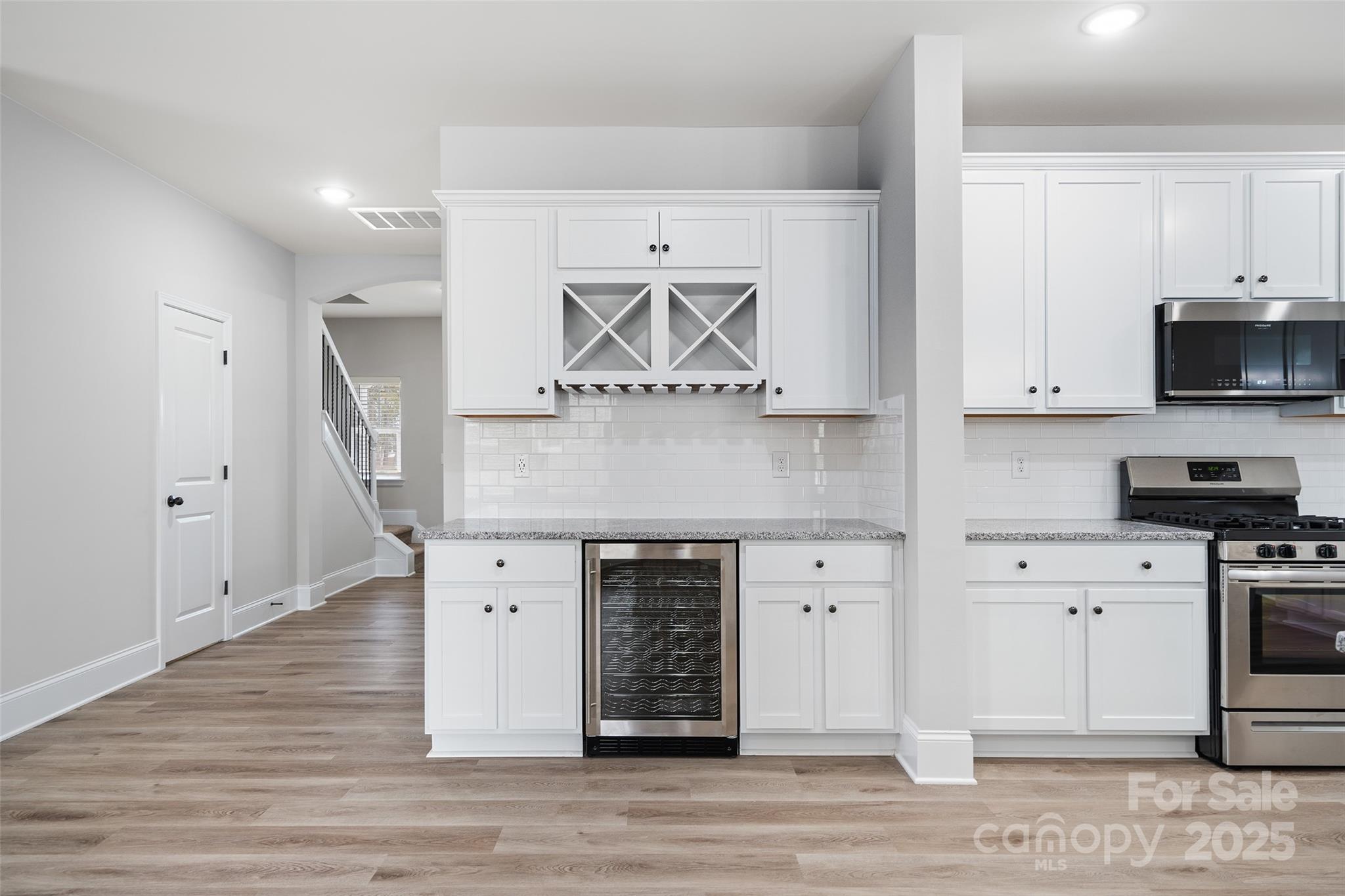 3922 Litchfield Road Property Photo 4