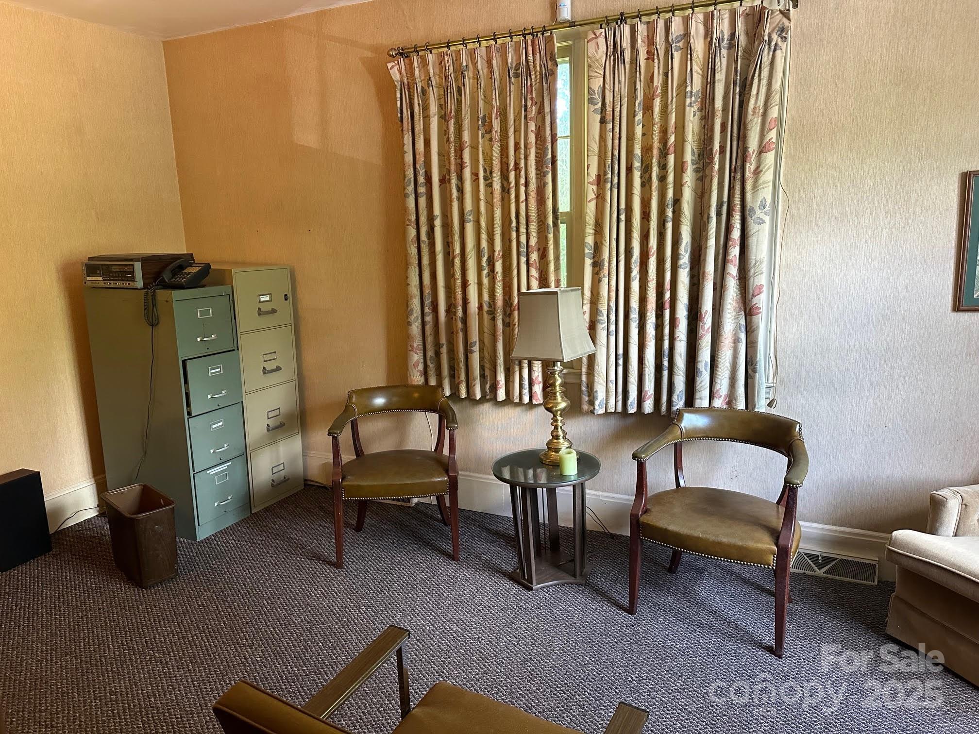 943 N Church Street Property Photo 20