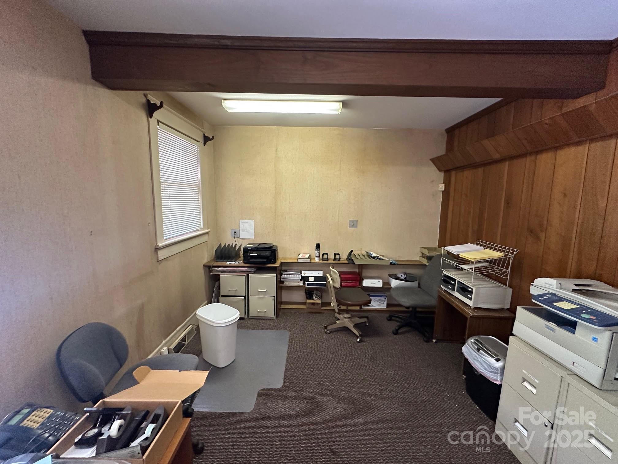 943 N Church Street Property Photo 23