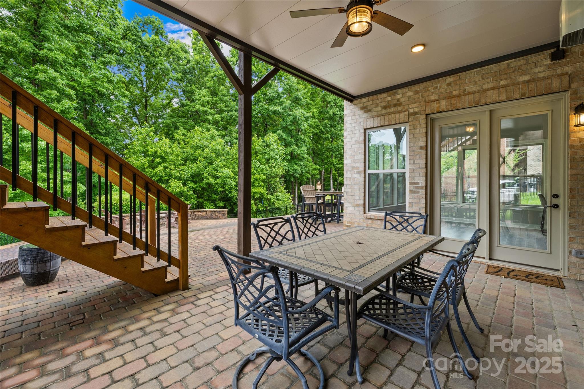 2289 Pine Valley Drive Property Photo 7
