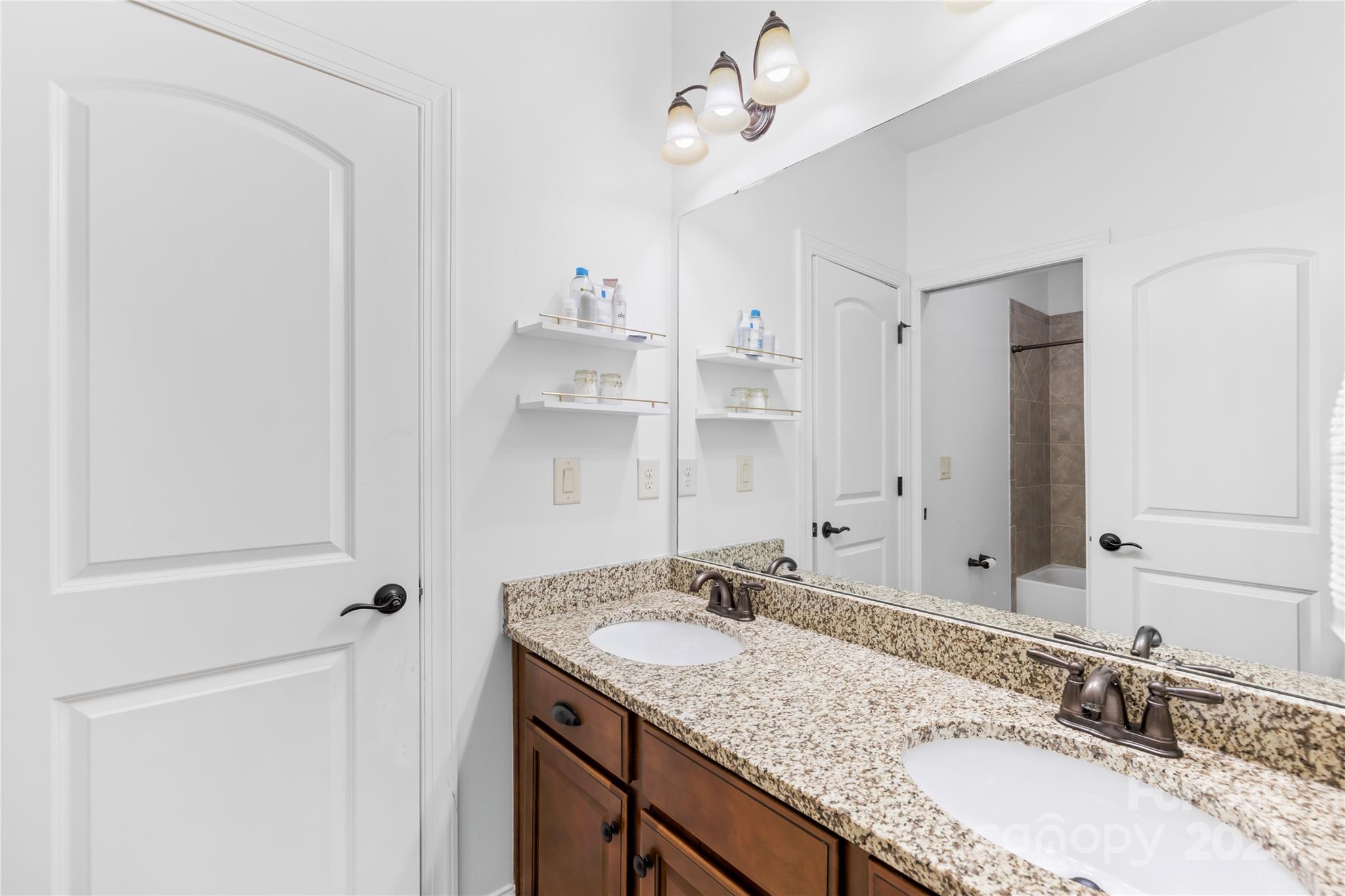 2289 Pine Valley Drive Property Photo 25
