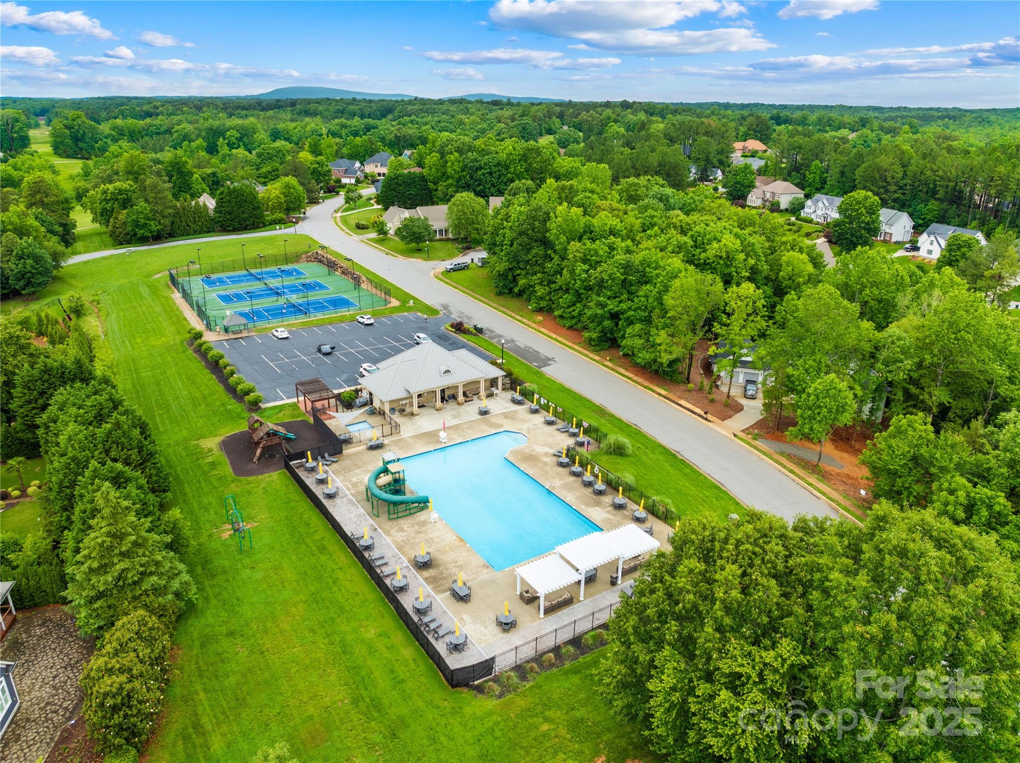 2289 Pine Valley Drive Property Photo 37