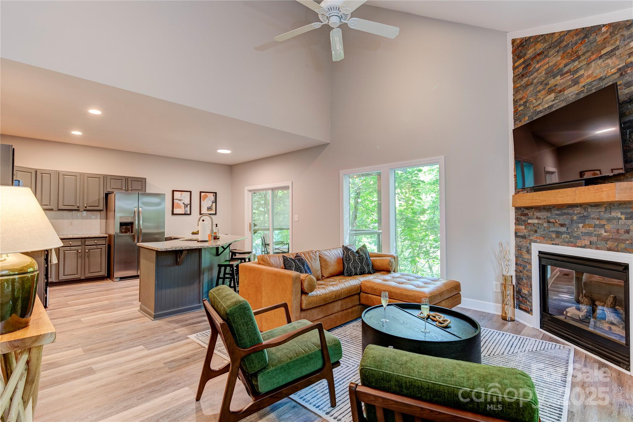 145 Inn At Crestwood Drive Property Photo 1