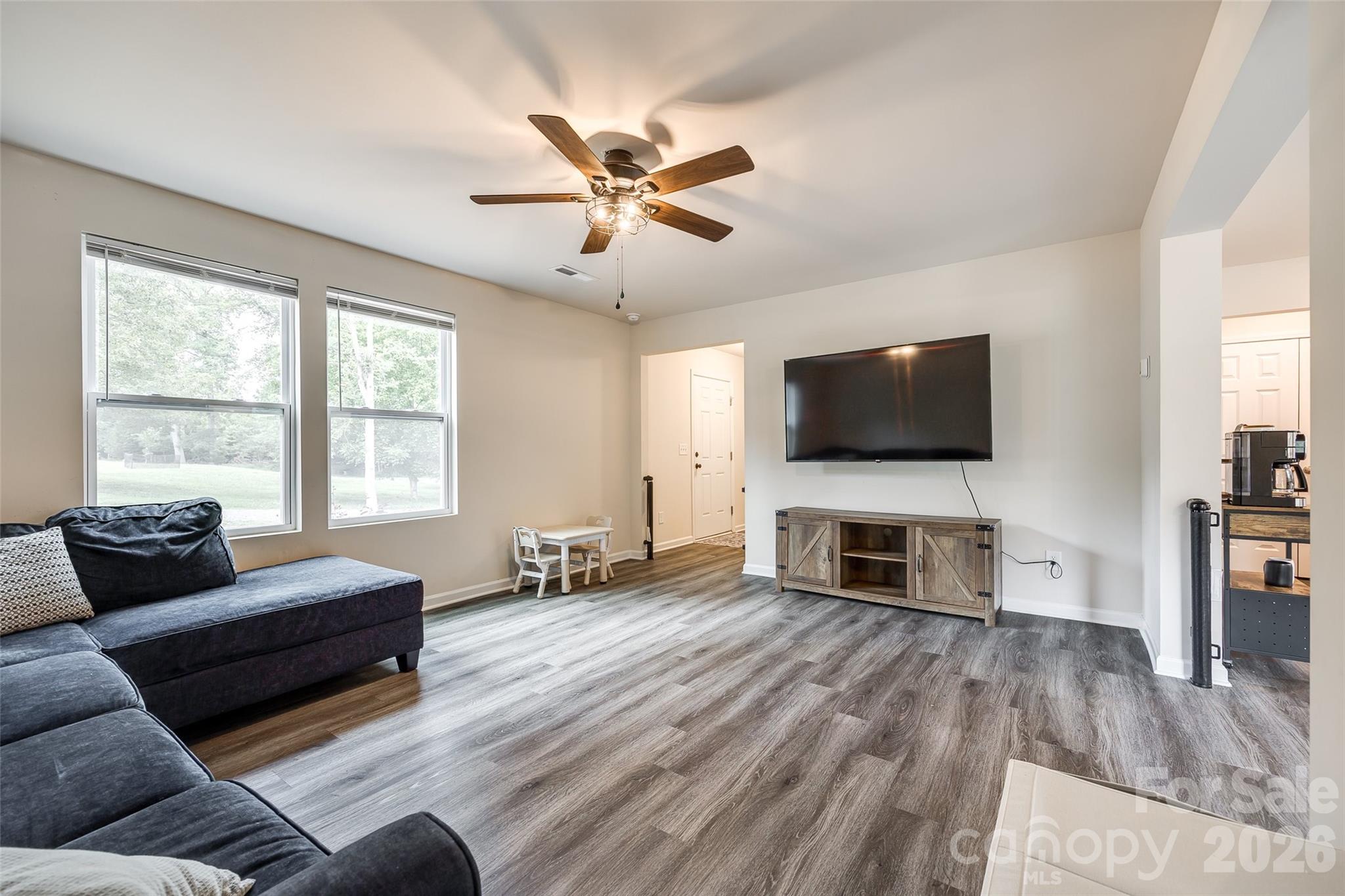 415 Kickapoo Avenue Property Photo 8
