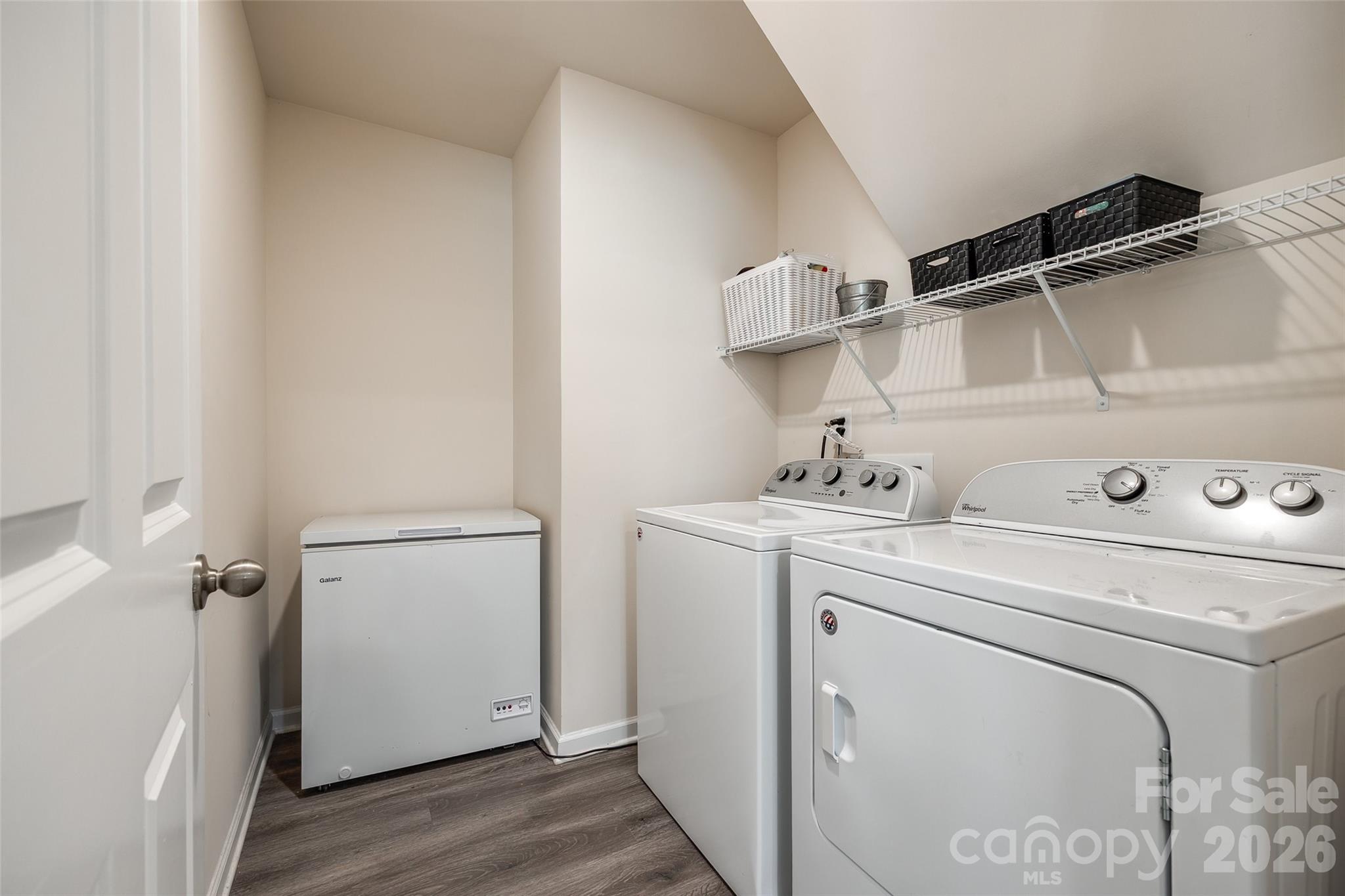 415 Kickapoo Avenue Property Photo 10