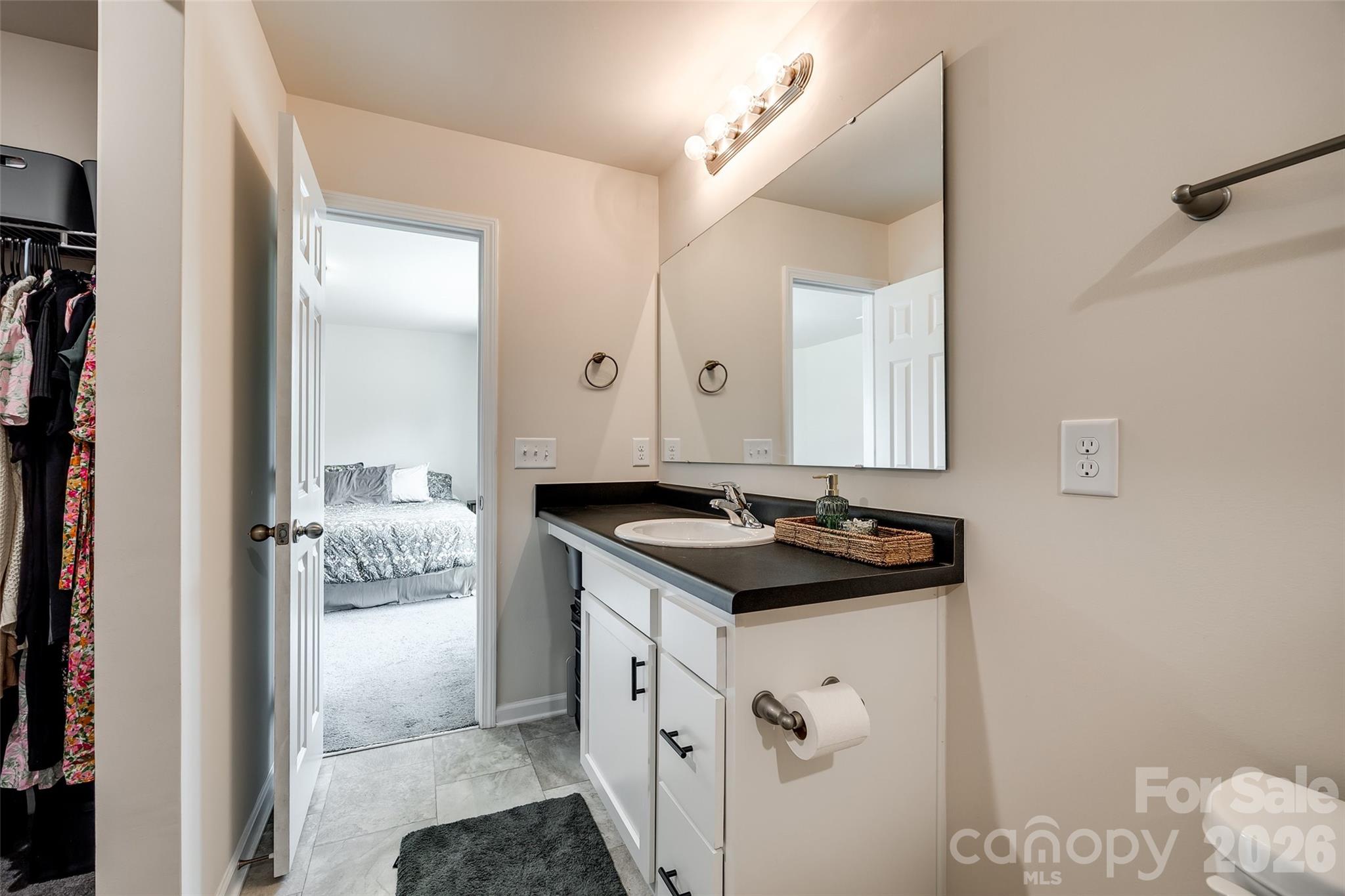 415 Kickapoo Avenue Property Photo 17