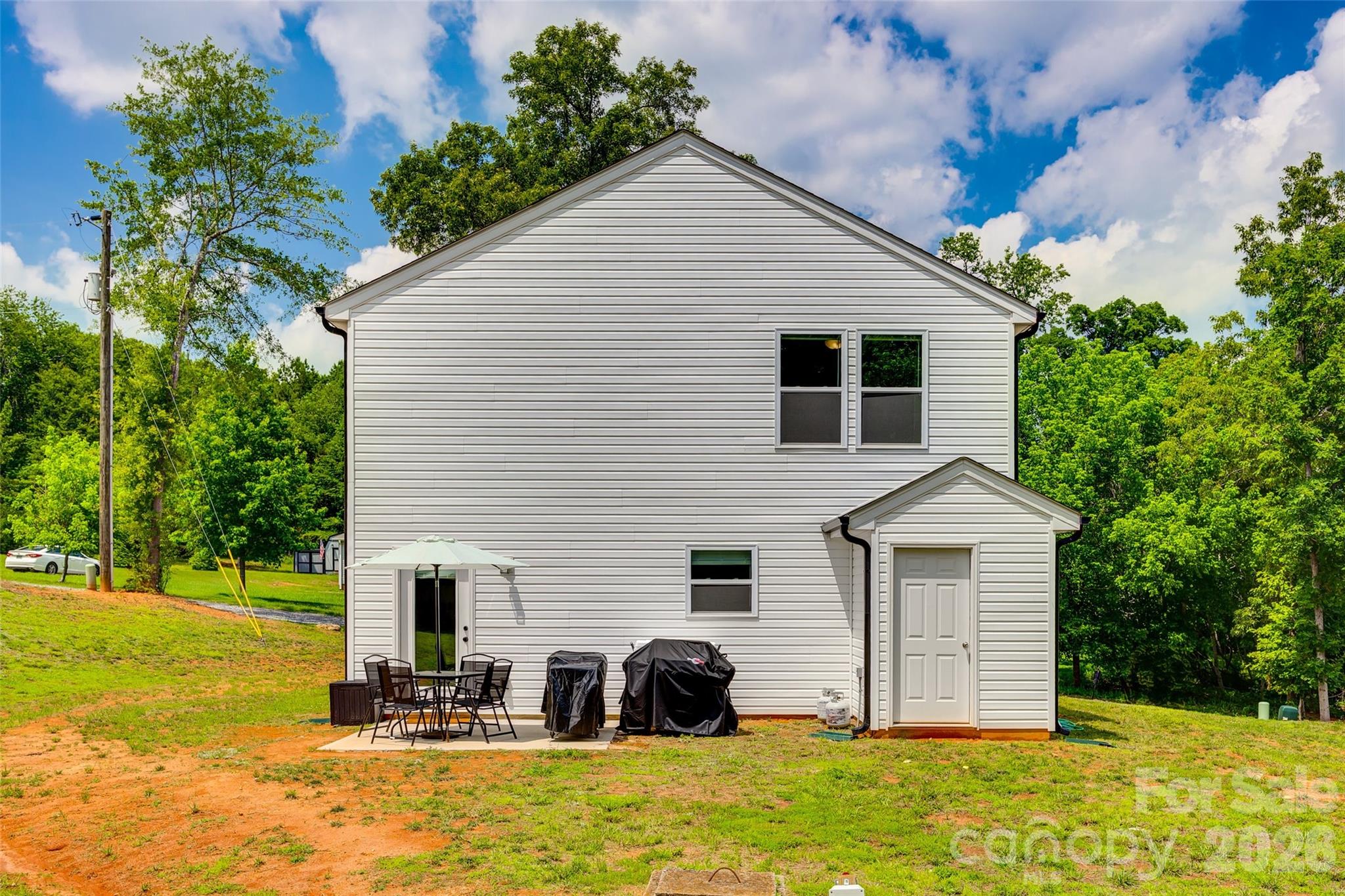 415 Kickapoo Avenue Property Photo 23
