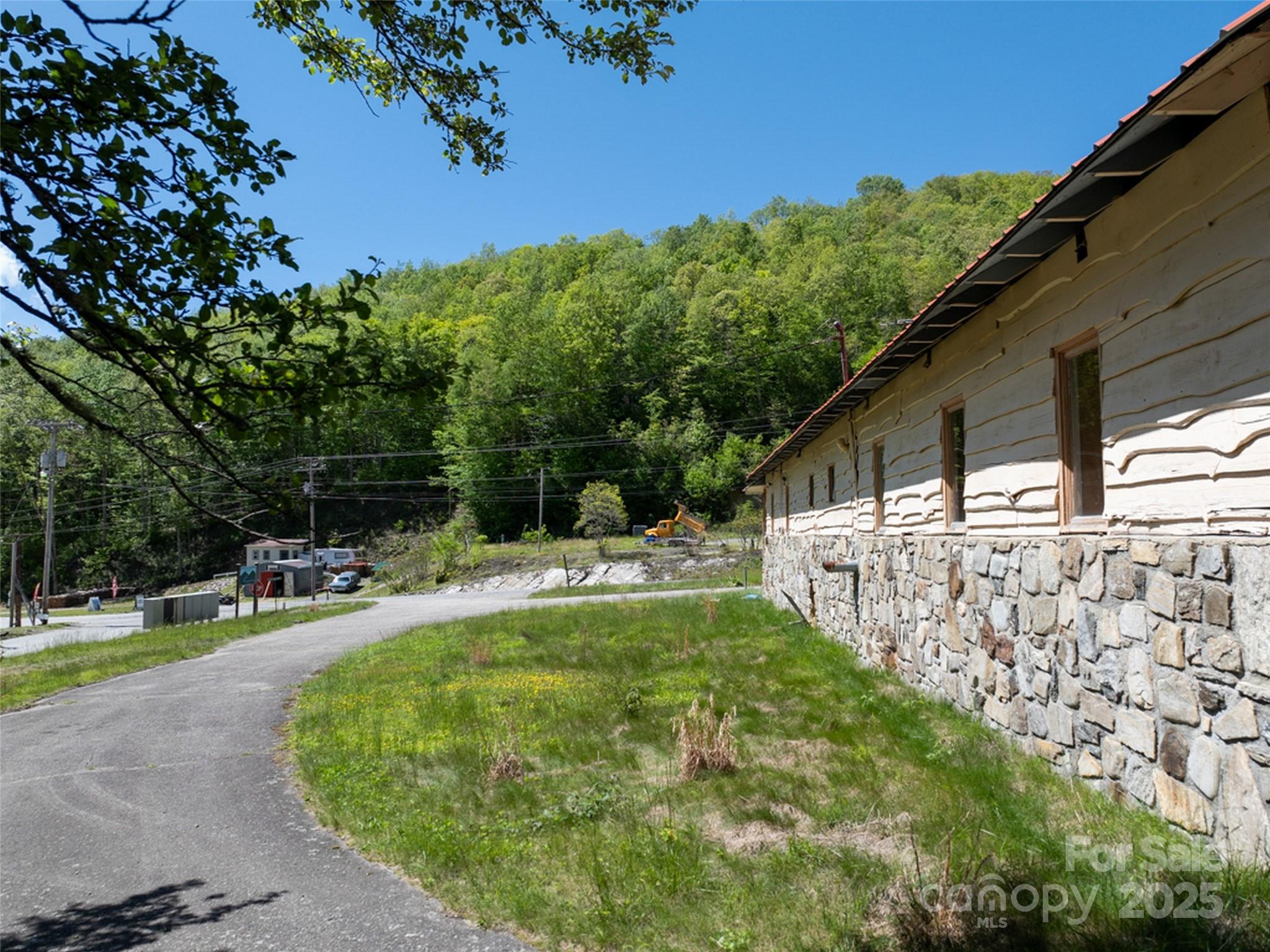 11242 Us 19 Highway Property Photo 8