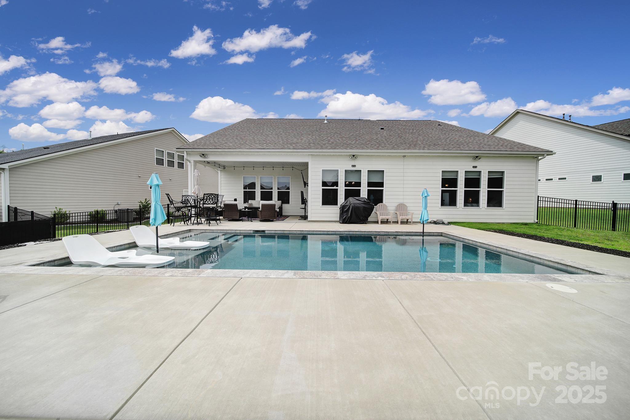 3255 Split Rail Lane Property Photo 1