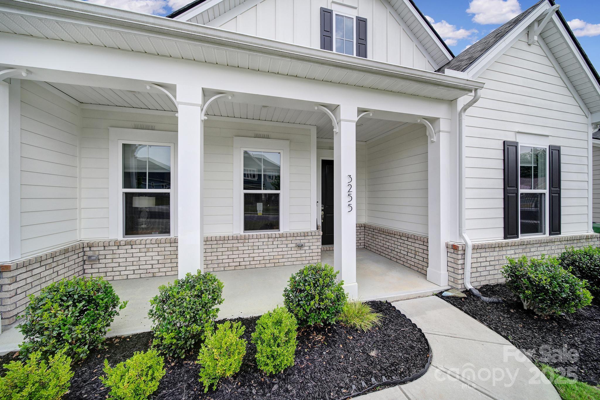 3255 Split Rail Lane Property Photo 4