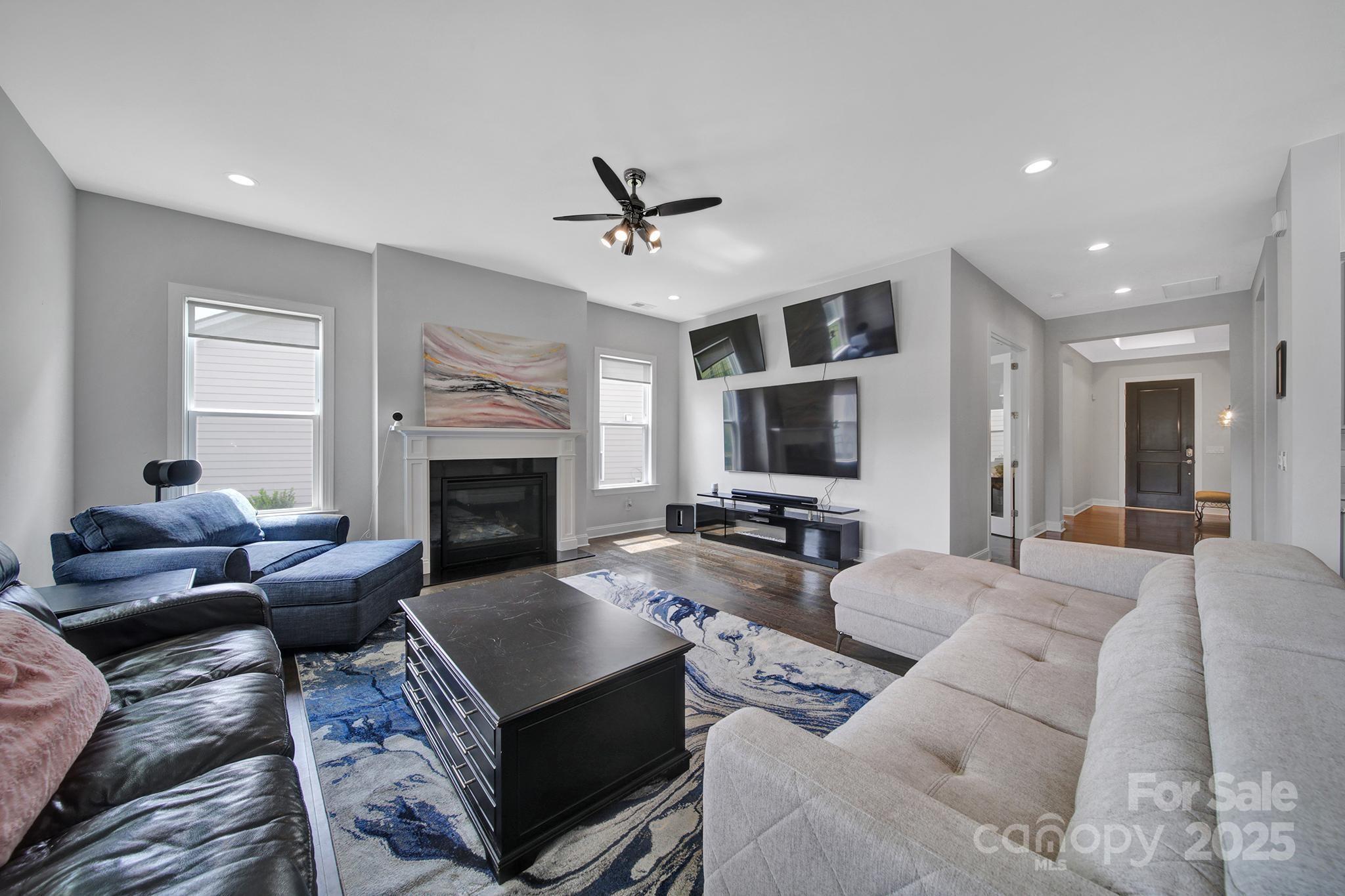 3255 Split Rail Lane Property Photo 7