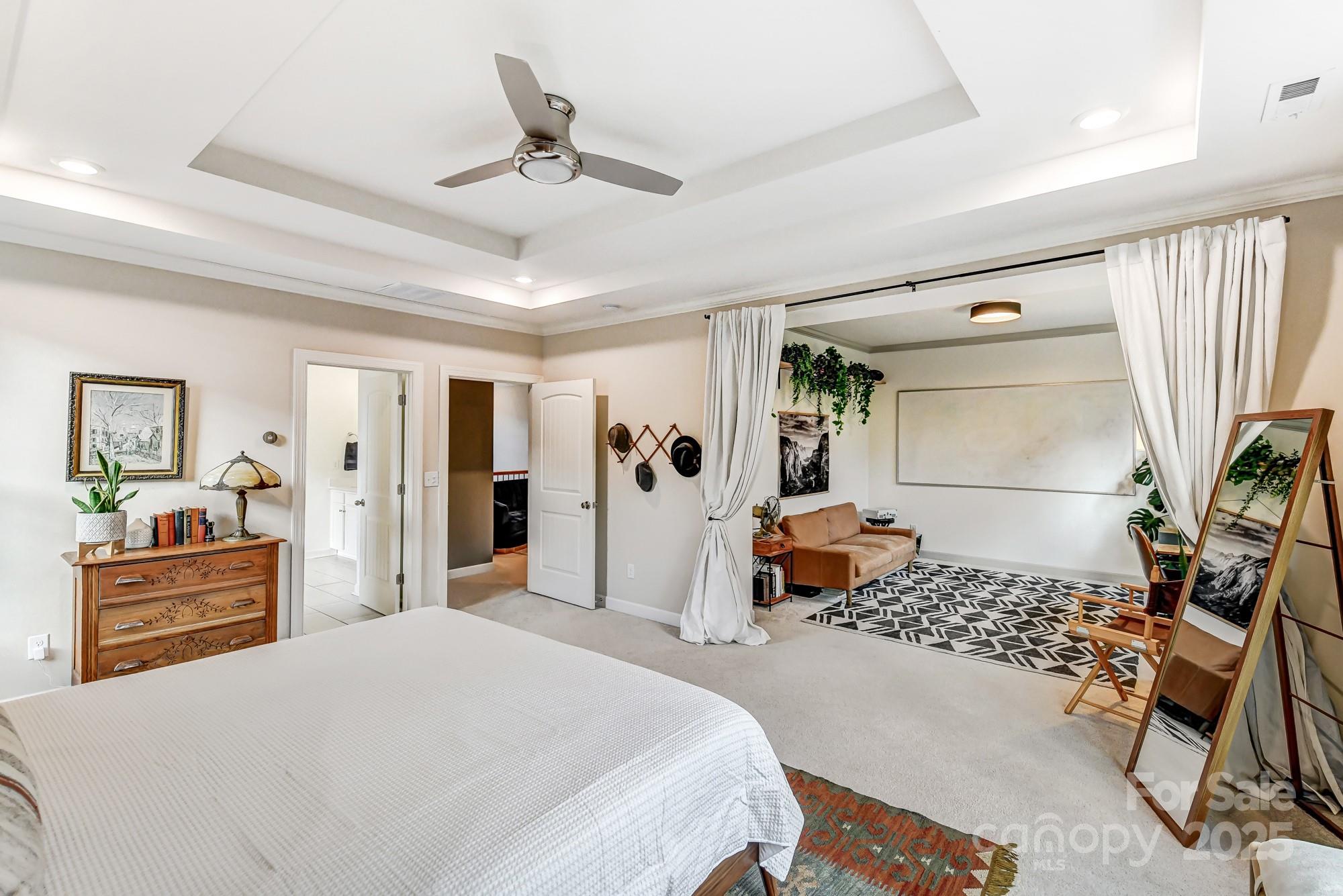 319 S San Agustin Drive Property Photo 18