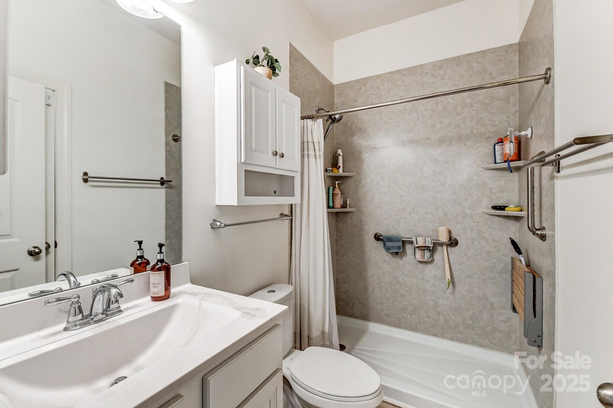 319 S San Agustin Drive Property Photo 33