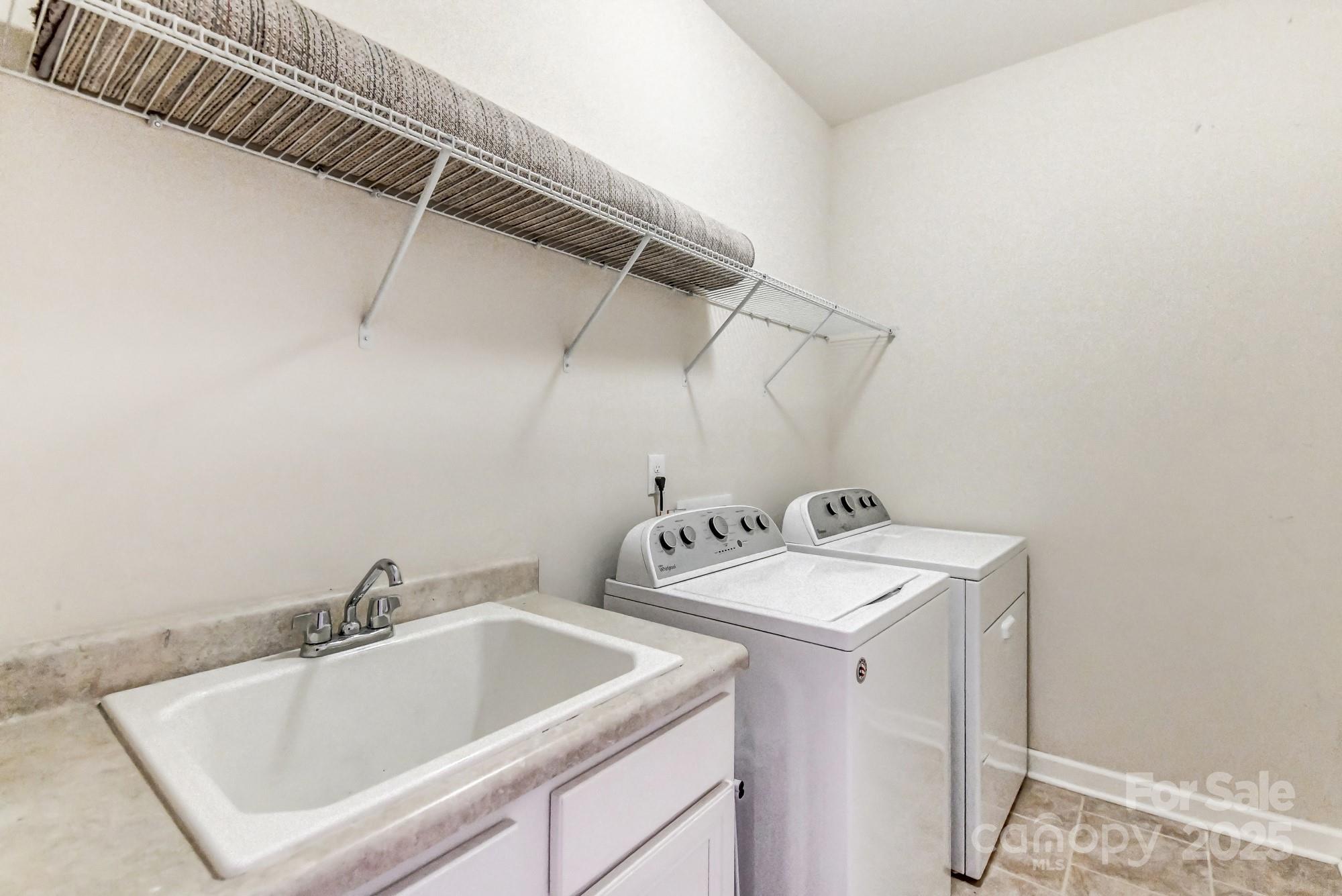 319 S San Agustin Drive Property Photo 34
