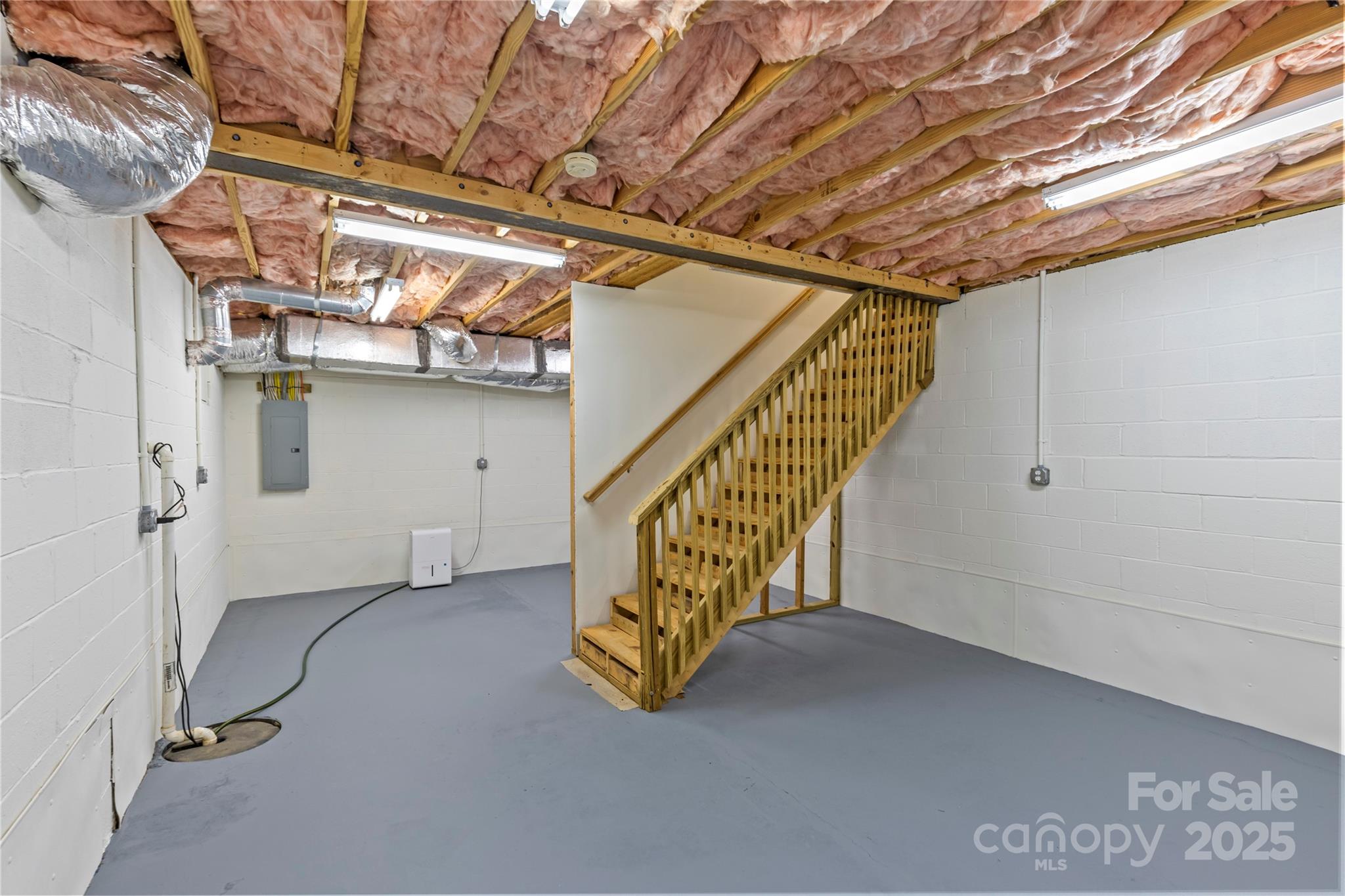 1500 Lynway Drive Property Photo 20