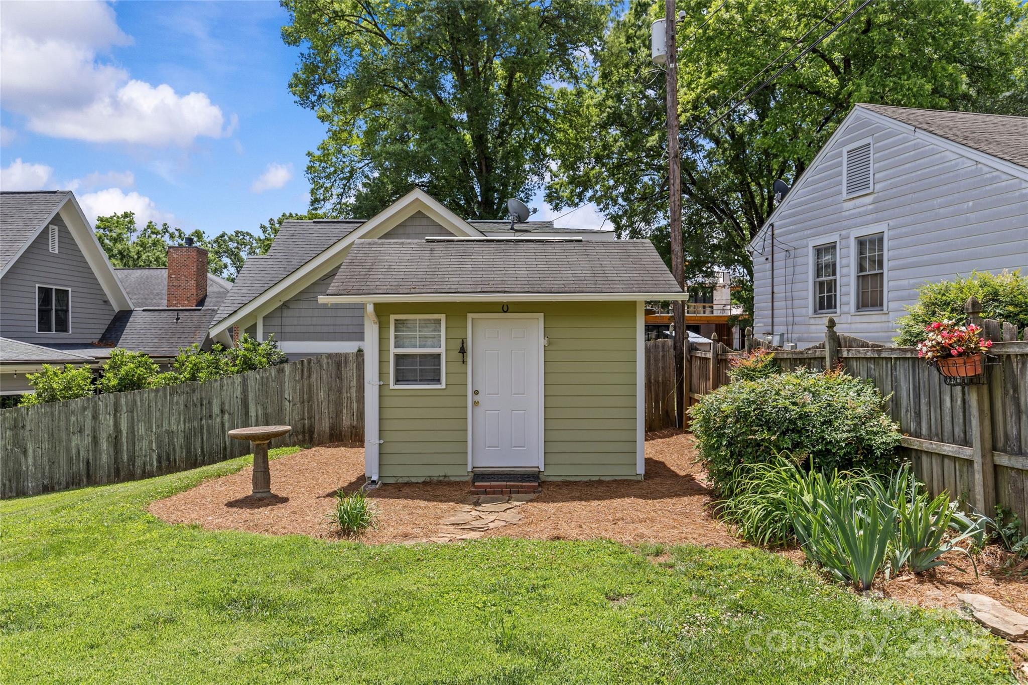 1500 Lynway Drive Property Photo 34