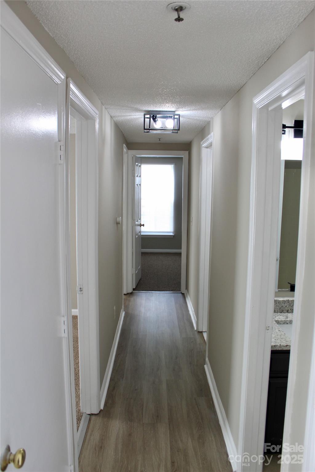 1604 Arlyn Circle E Property Photo 8
