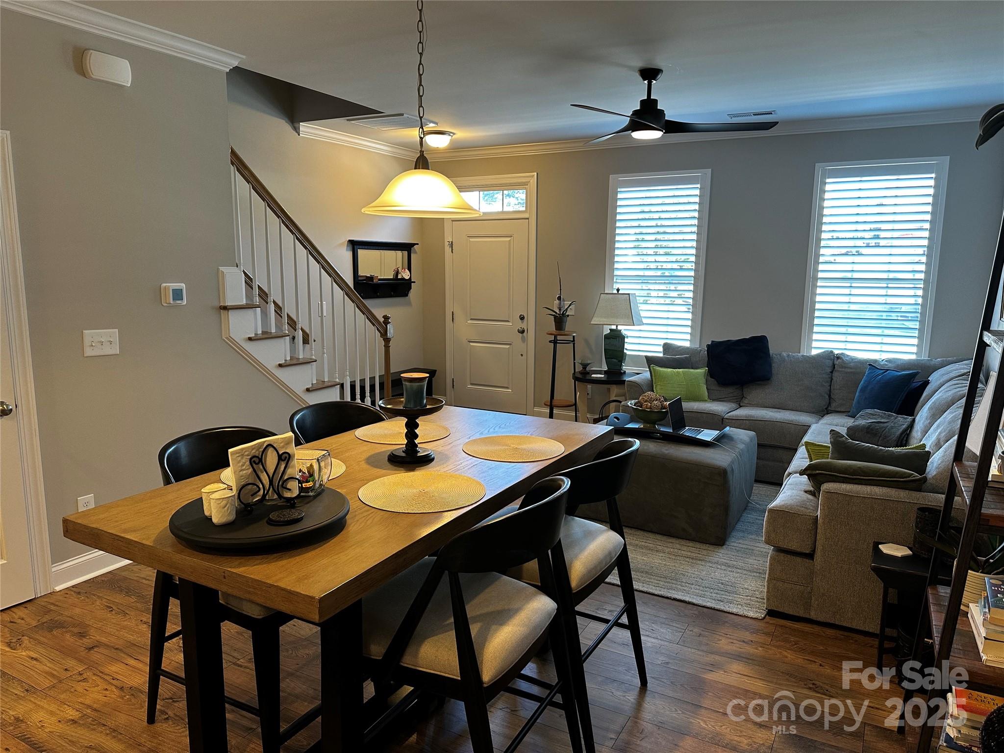 110 W Pine Street Property Photo 11