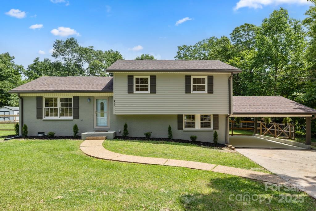 317 Benbow Drive Property Photo 1