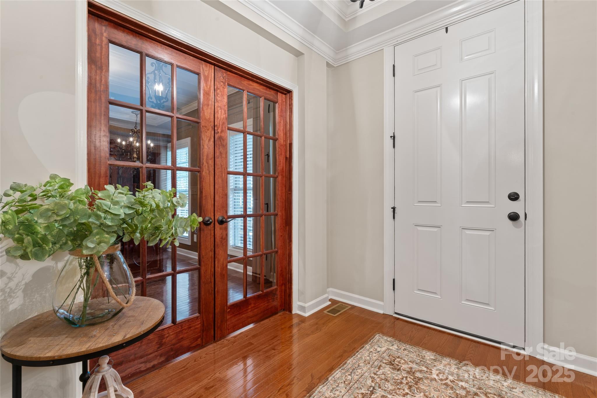 10620 Euclid Avenue Property Photo 4