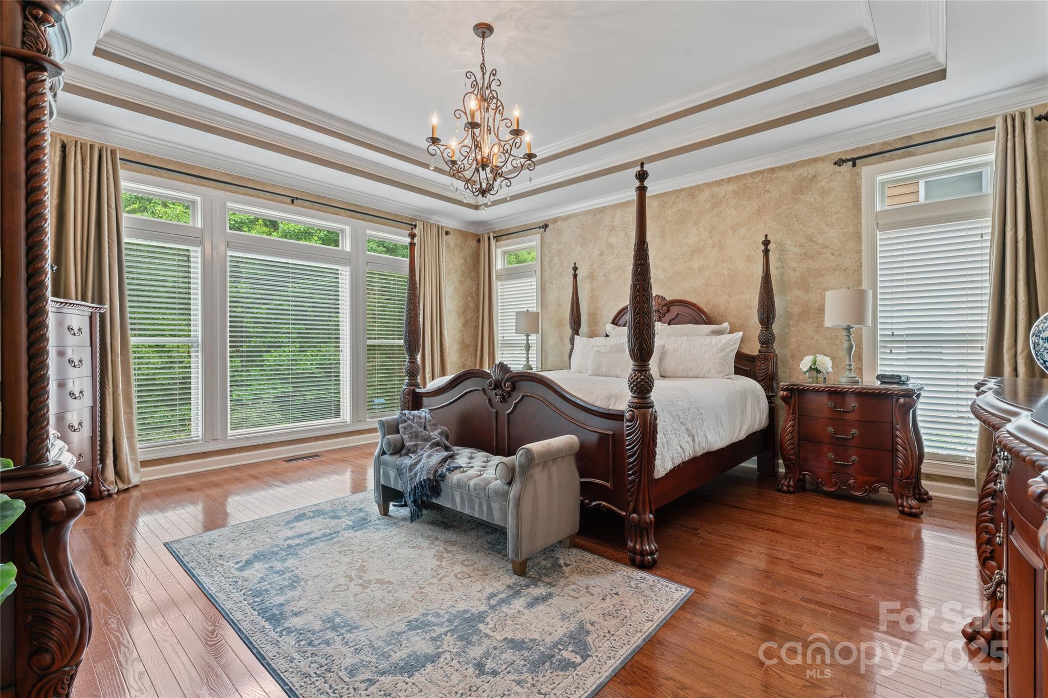 10620 Euclid Avenue Property Photo 17