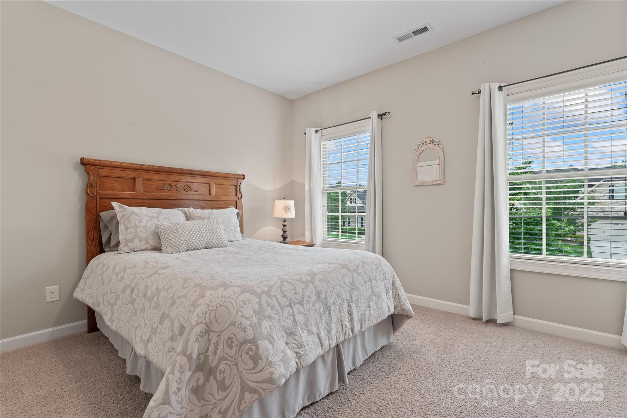 10620 Euclid Avenue Property Photo 32