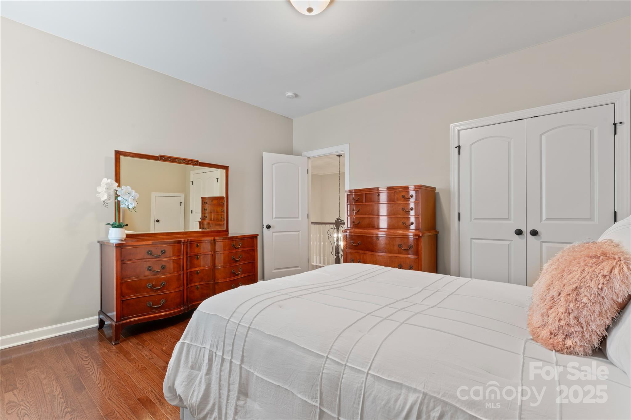 10620 Euclid Avenue Property Photo 33