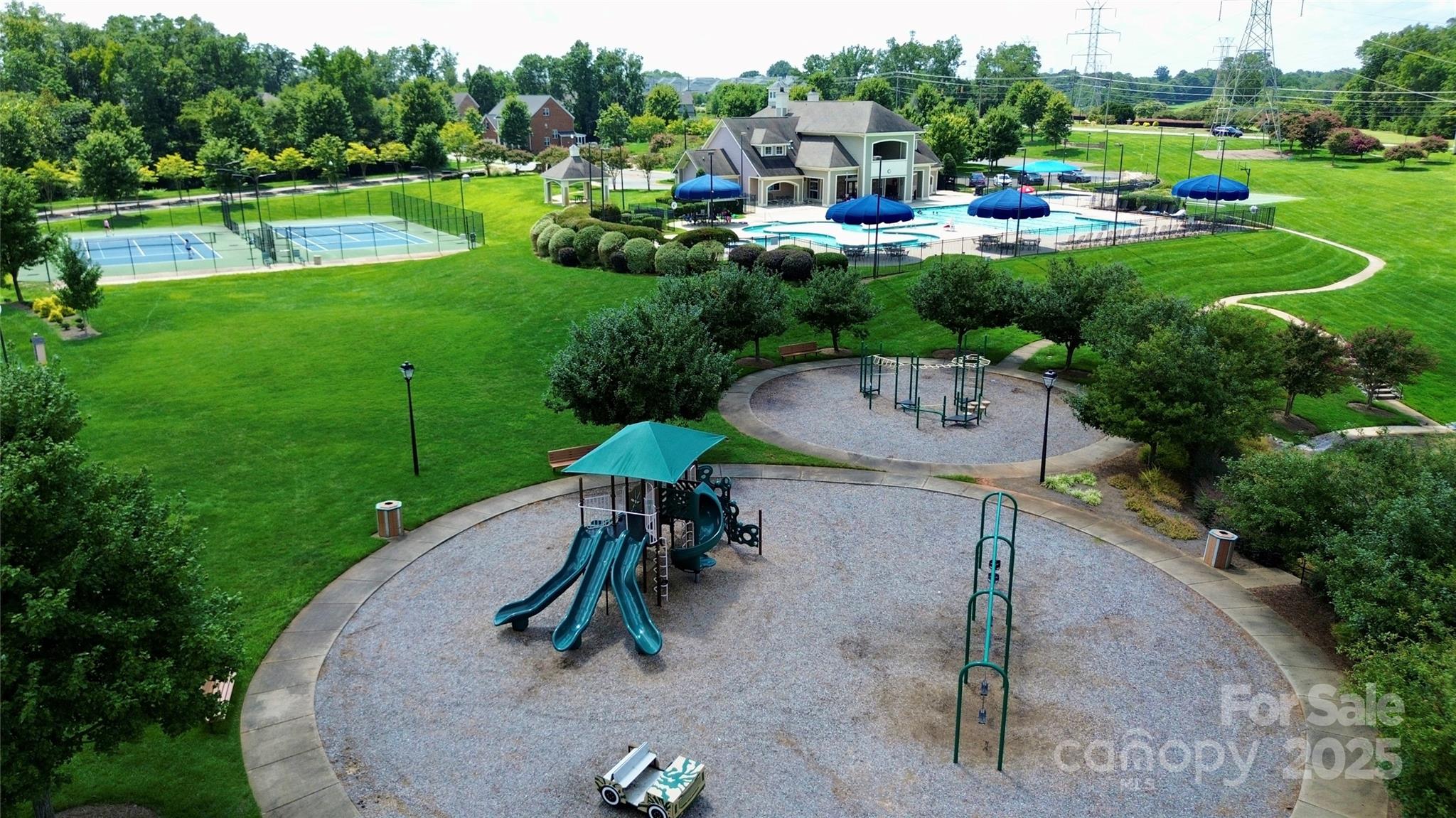 10620 Euclid Avenue Property Photo 44