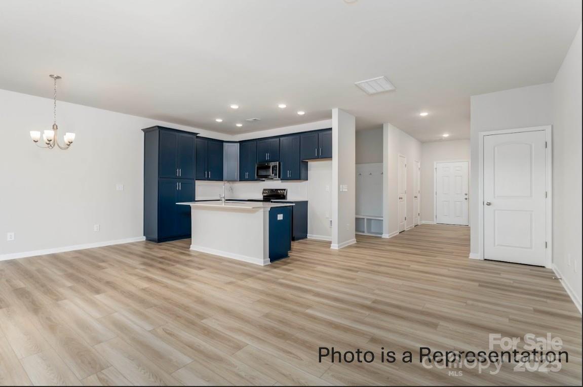 4135 Mt. Mitchell Avenue 502 Property Photo 5