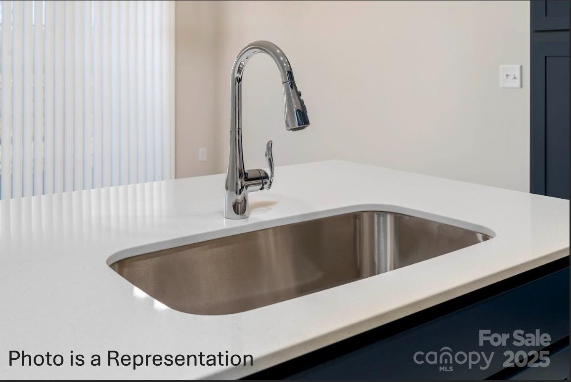 4135 Mt. Mitchell Avenue 502 Property Photo 8