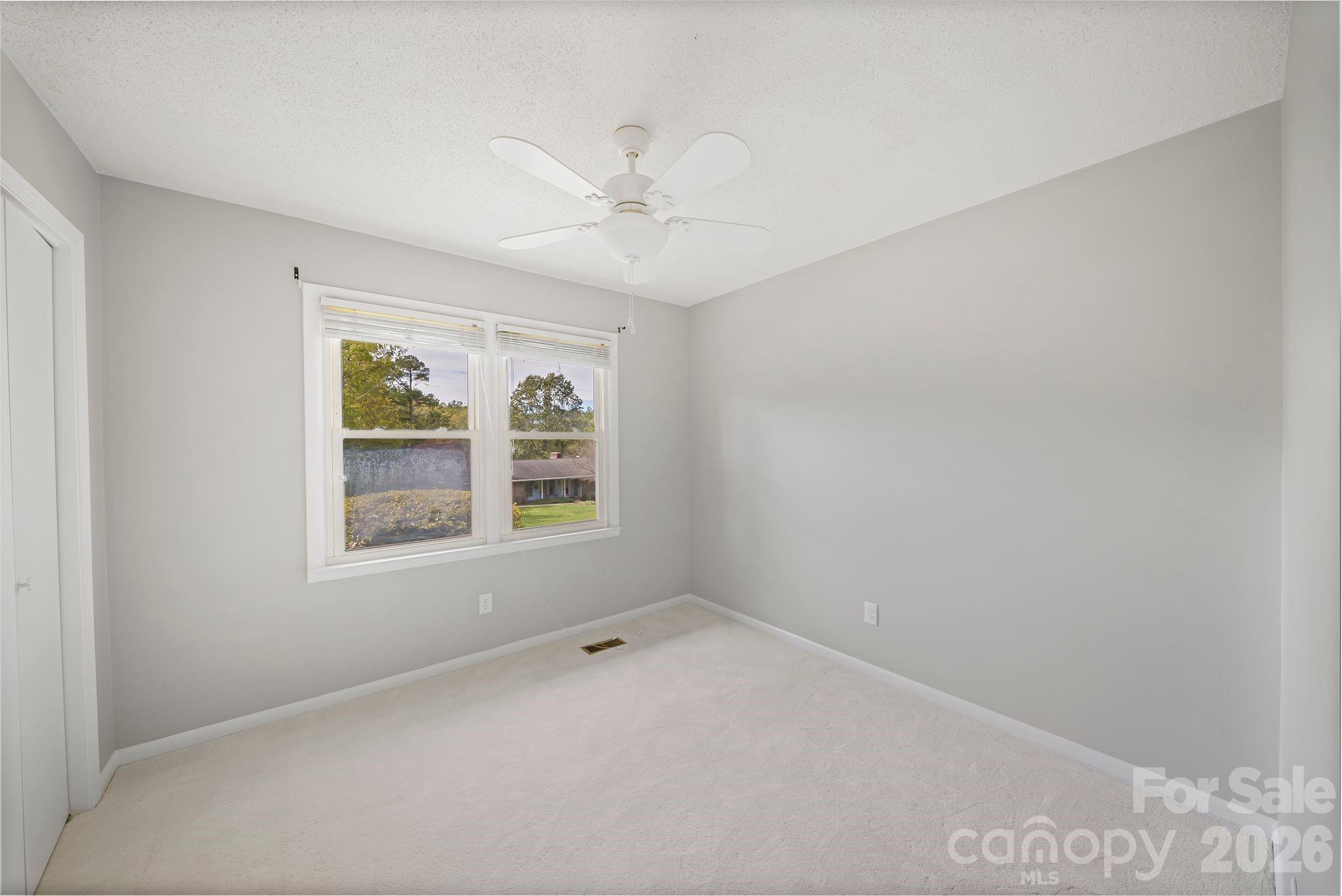 16 Sun Valley Court Property Photo 22