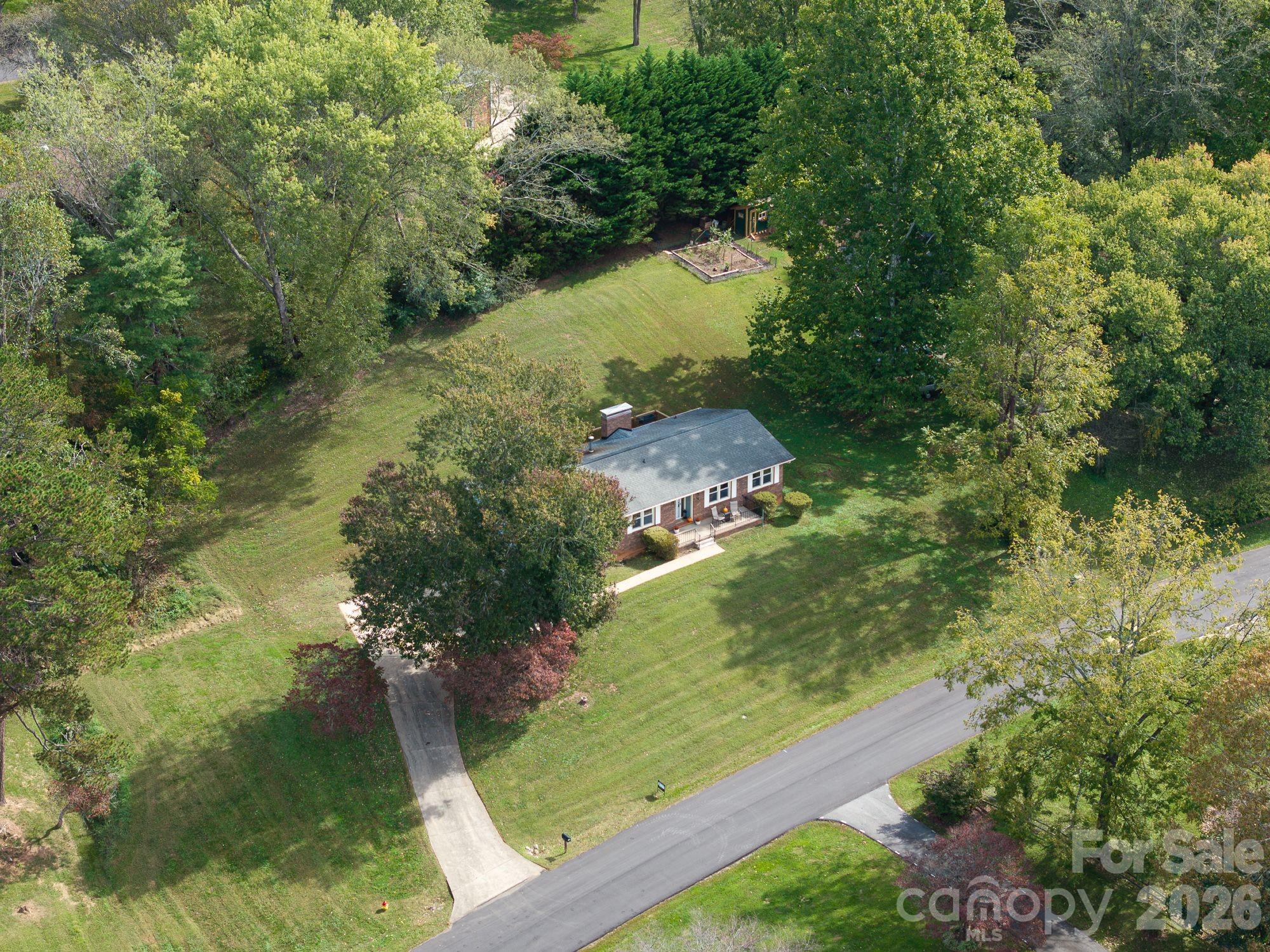 16 Sun Valley Court Property Photo 37
