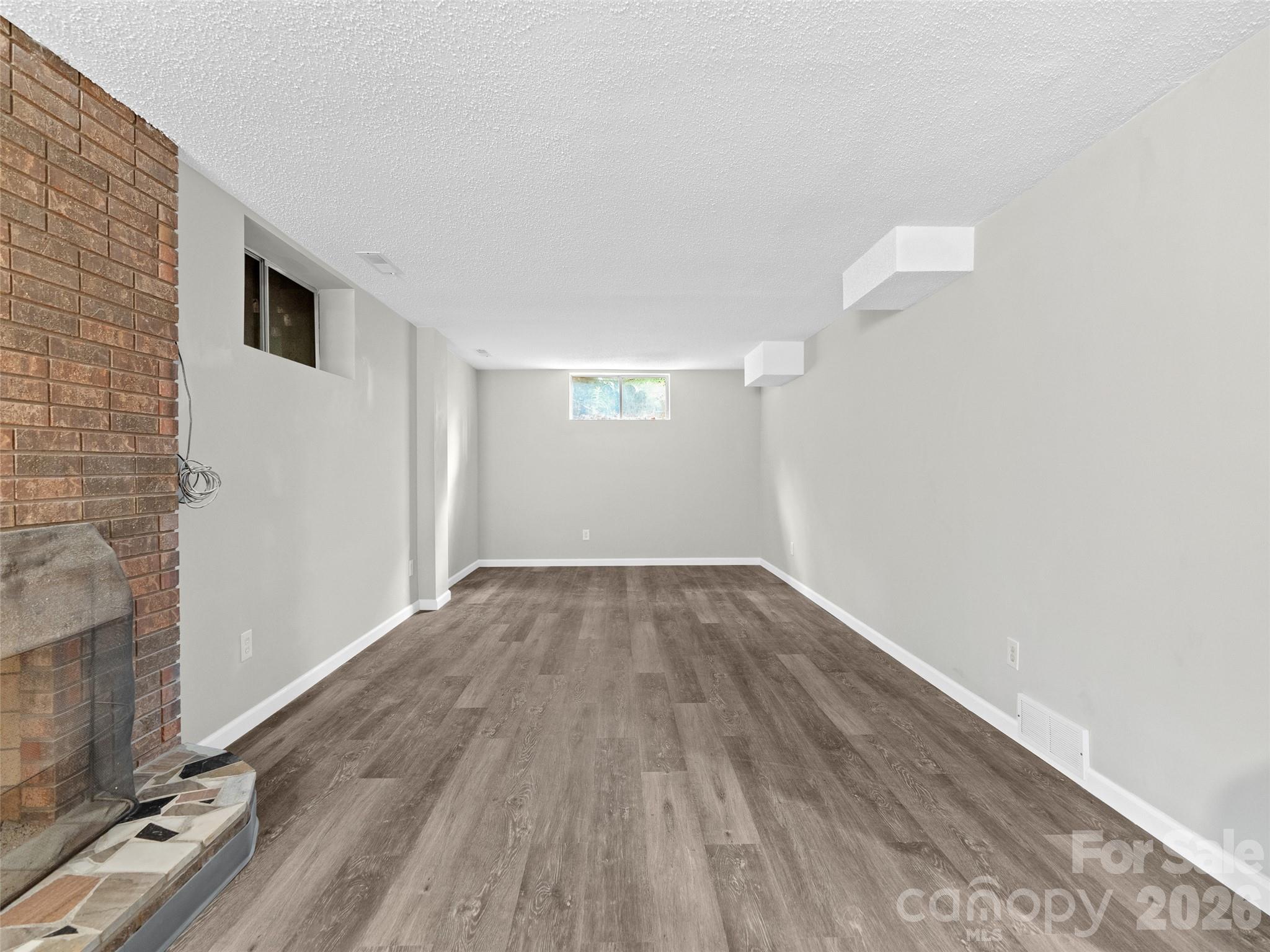 16 Sun Valley Court Property Photo 42