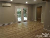 418 Bradley Street Property Photo 7