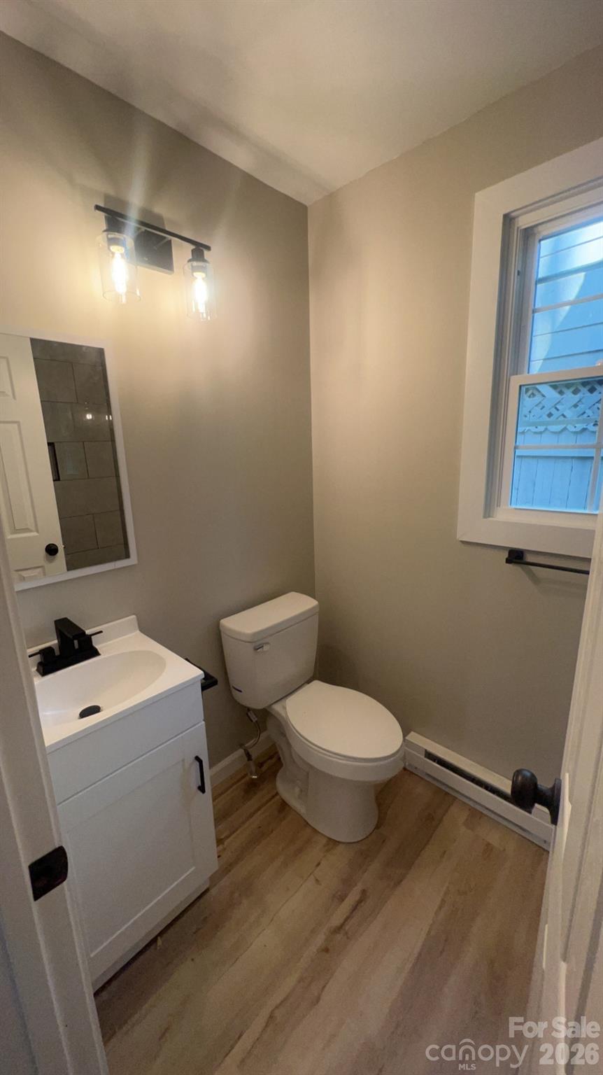 418 Bradley Street Property Photo 9