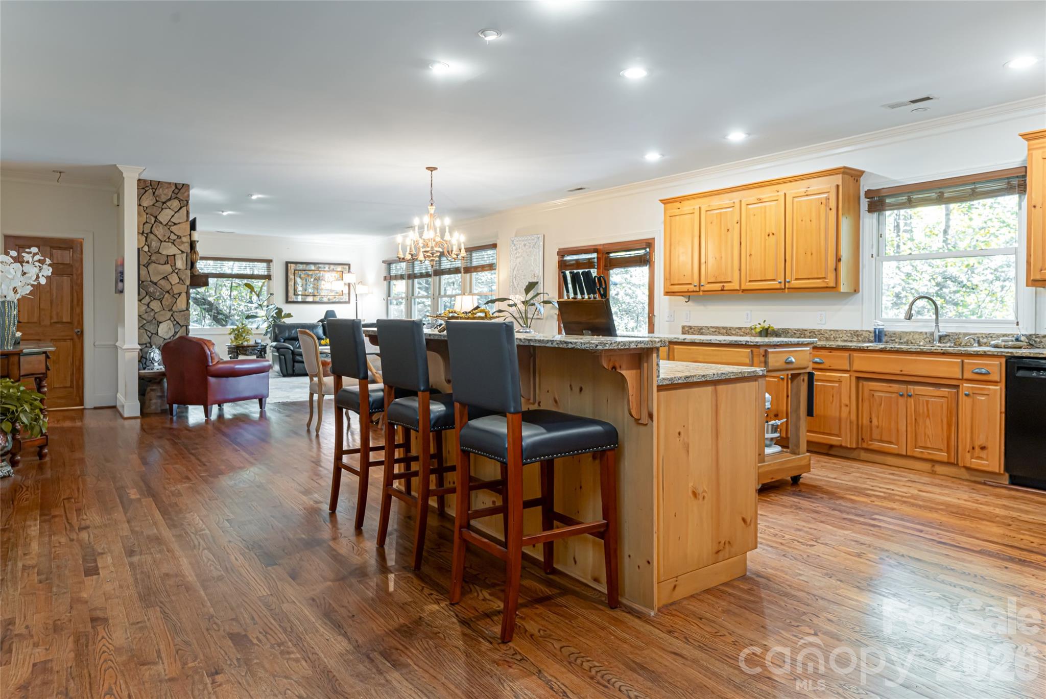 75 Cougar Lane Property Photo 10