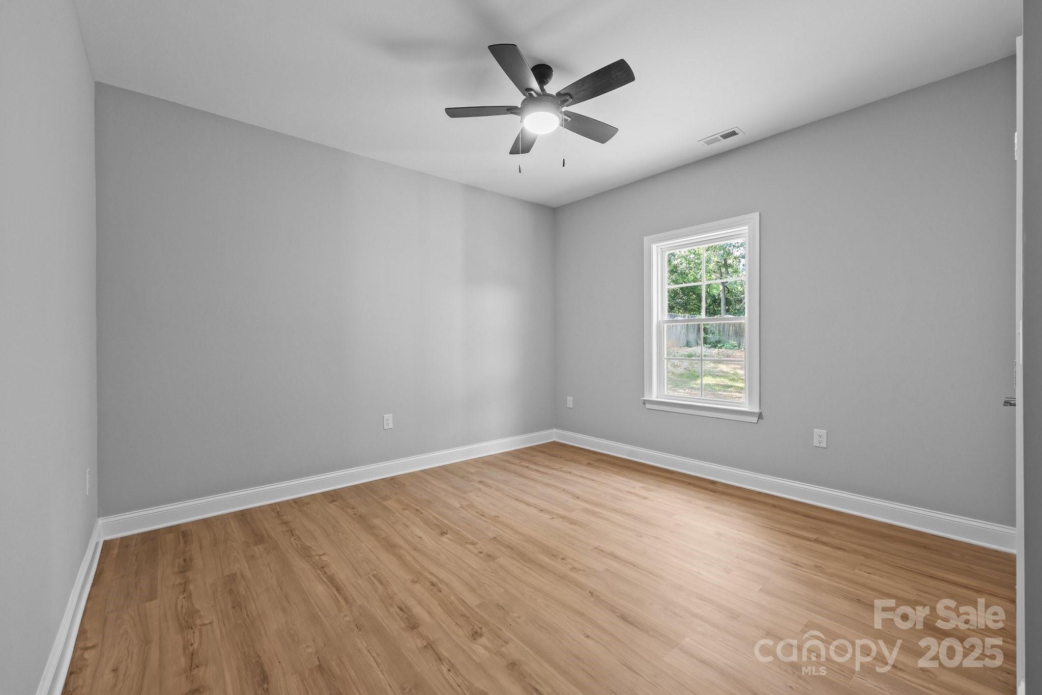 209 Stafford Estates Drive Property Photo 29