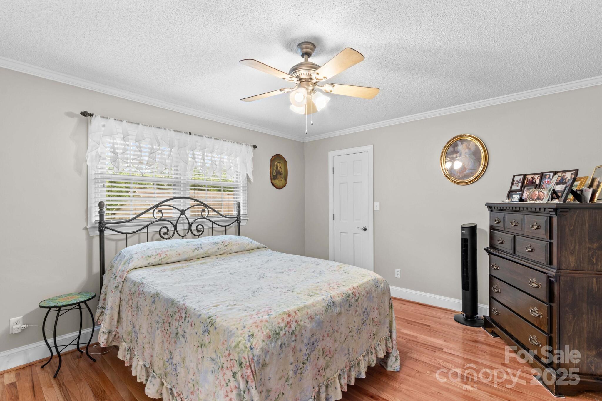 402 Swaim Court Property Photo 19