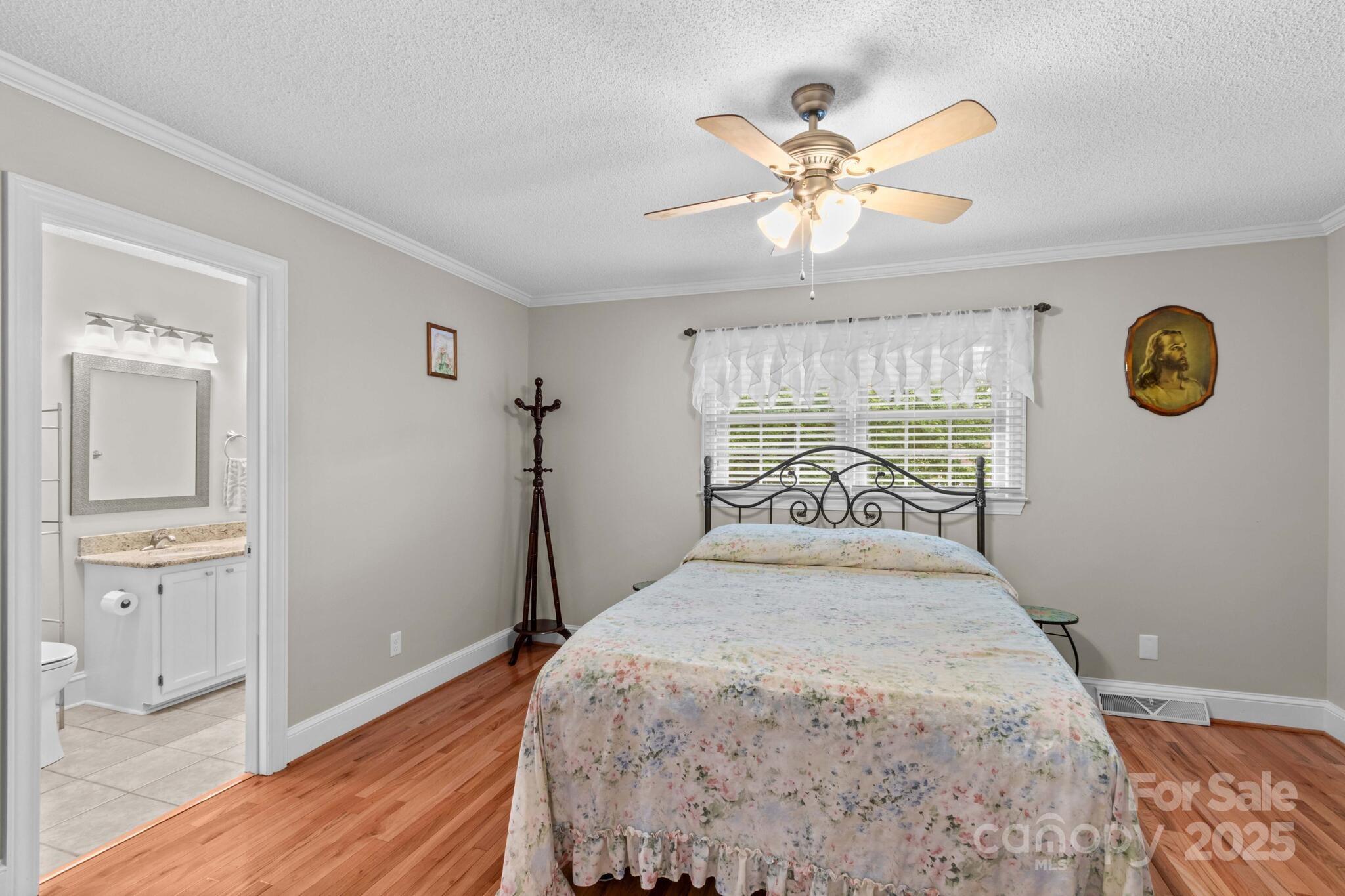 402 Swaim Court Property Photo 21