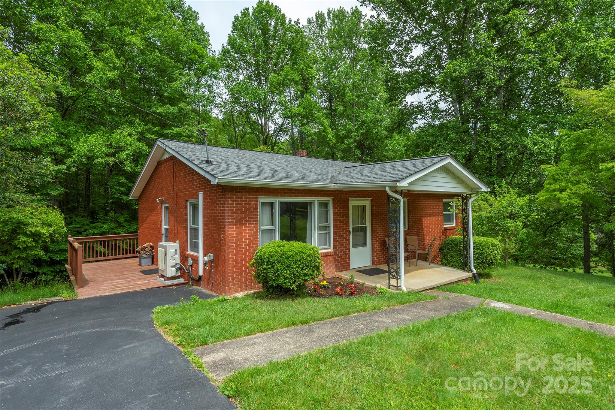 1788 Blue Rock Road Property Photo 1