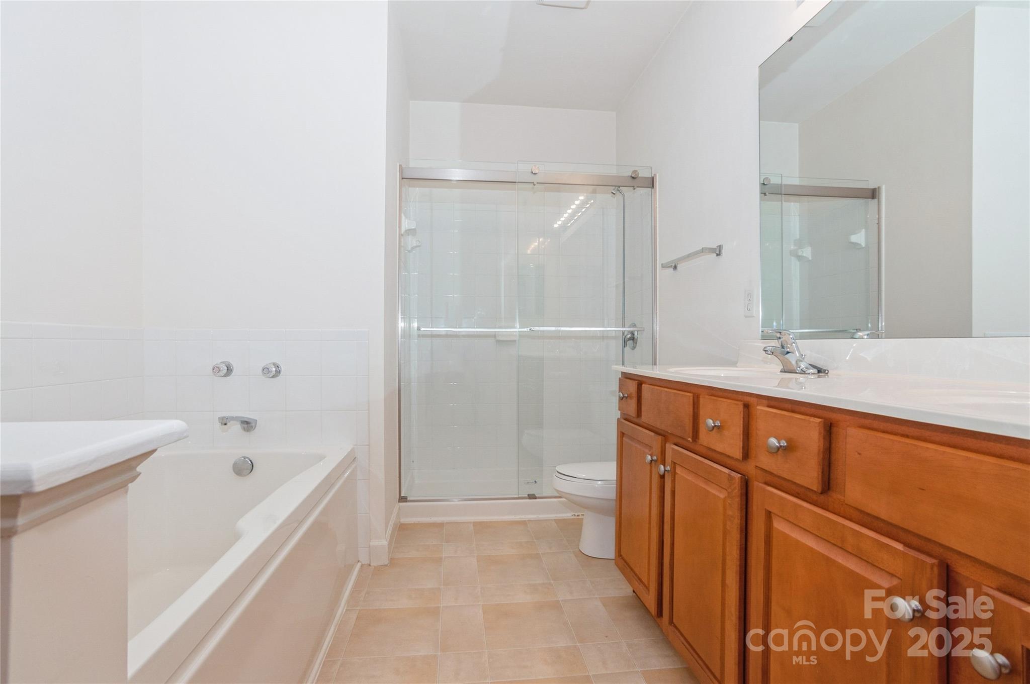 11863 Ridgeway Park Drive Property Photo 14