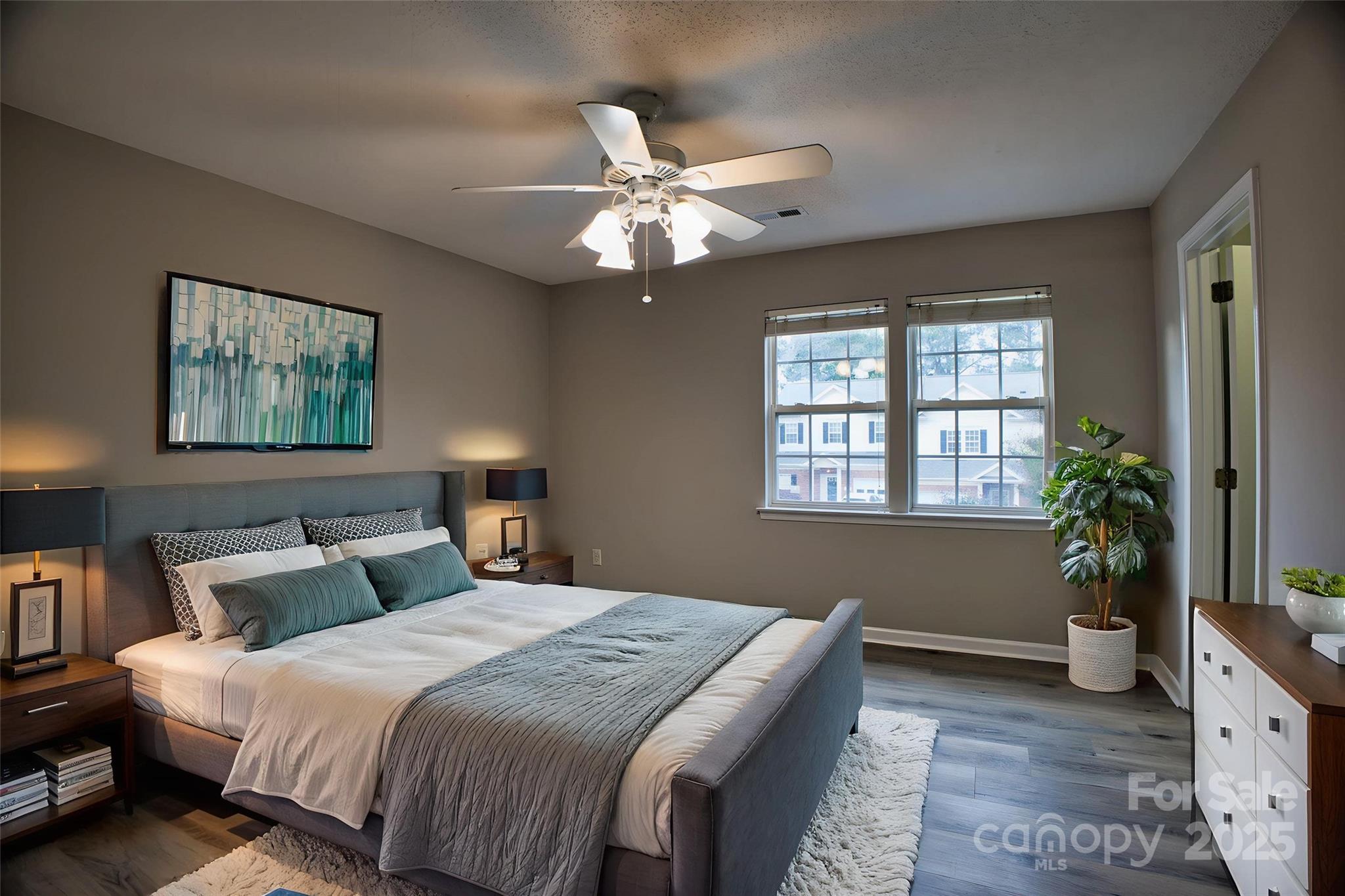 4728 Cottage Oaks Drive Property Photo 11