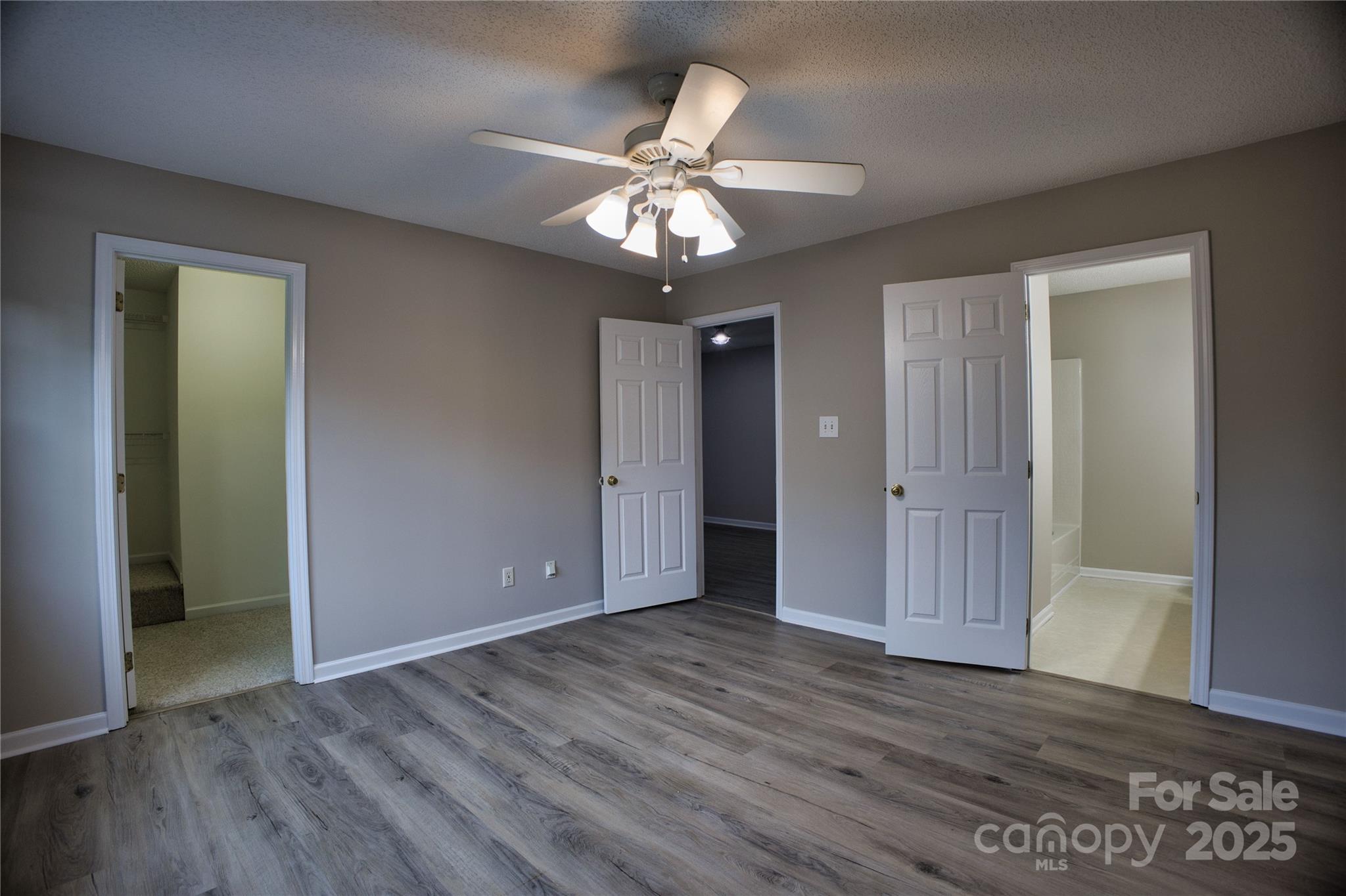4728 Cottage Oaks Drive Property Photo 13