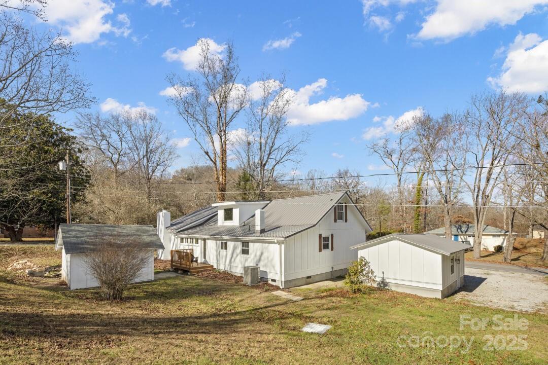 227 Ashmore Avenue Property Photo 5