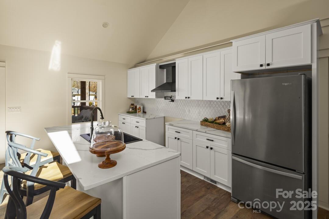 227 Ashmore Avenue Property Photo 9