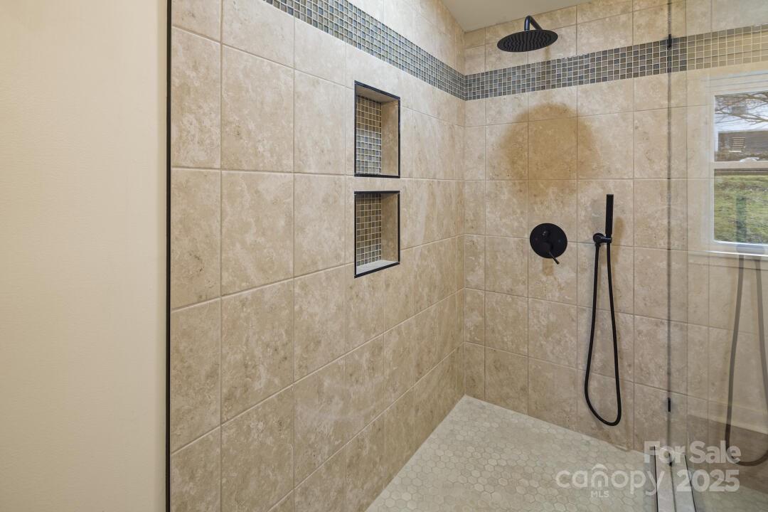 227 Ashmore Avenue Property Photo 17